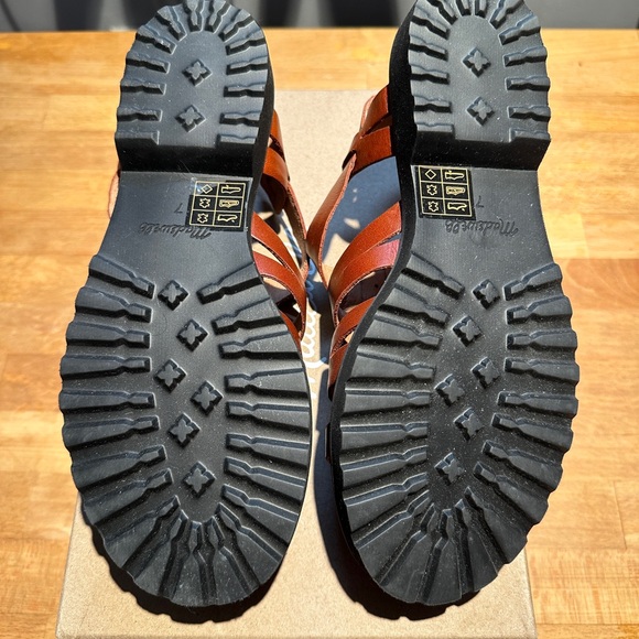 Madewell Cari Fisherman Sandals - Picture 5 of 5
